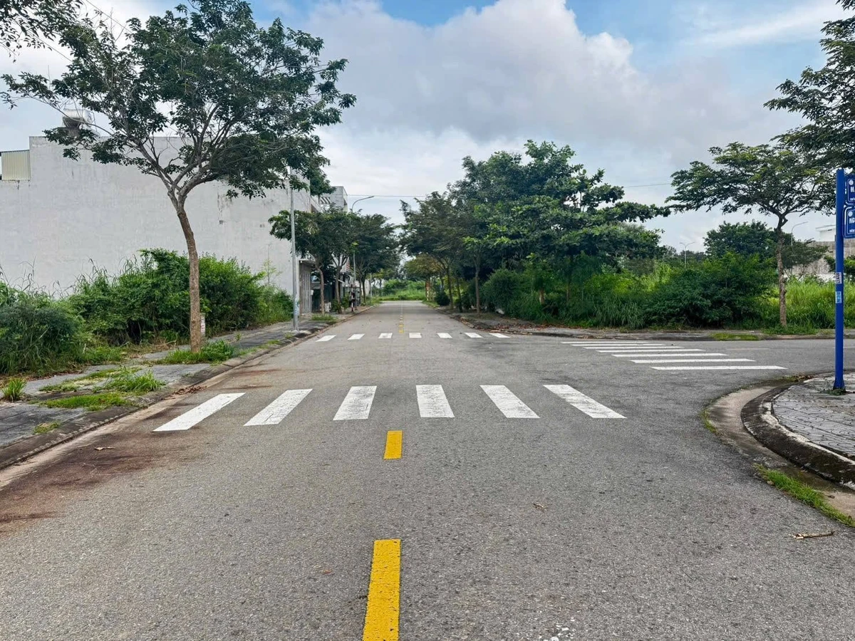 Bán đất mặt tiền Nguyễn Bá Phát 5x23.5m, Long Tâm, TP Bà Rịa, giá 2,8xx tỷ - Ảnh thu nhỏ 3