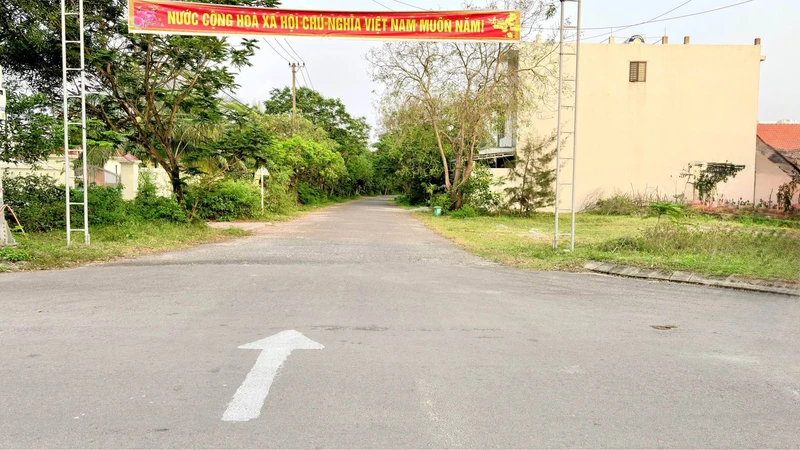 Bán đất 7x20 phố Nguyễn Hữu Hào, Quảng Bình, 3 tỷ