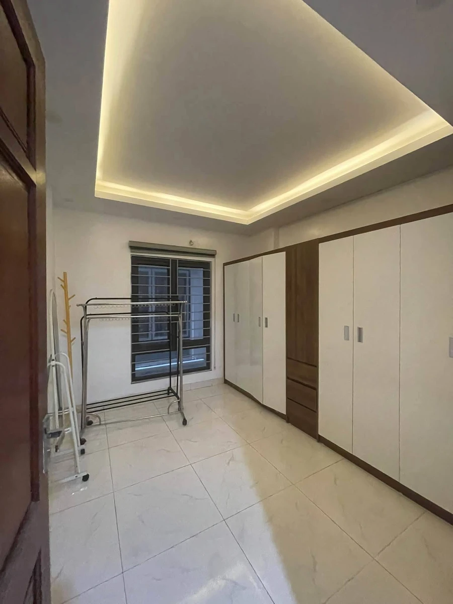 Cho thuê nhà Giải Phóng 42m², 4 tầng 4 phòng ngủ - 9 triệu/tháng - Ảnh thu nhỏ 3