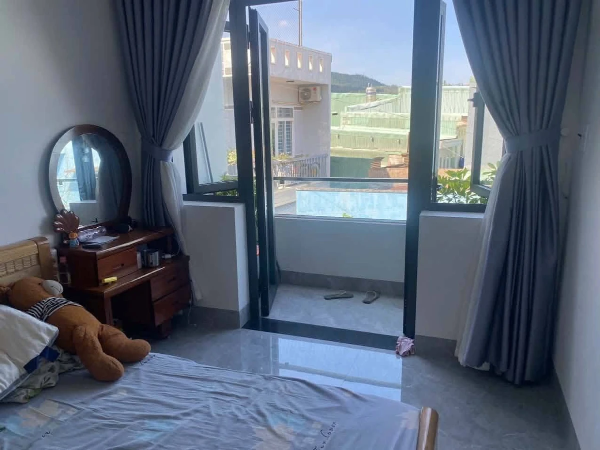 Bán nhà 2 tầng 43m² đường Tây Sơn, Tân Bình, giá 3,15 tỷ - Ảnh thu nhỏ 2
