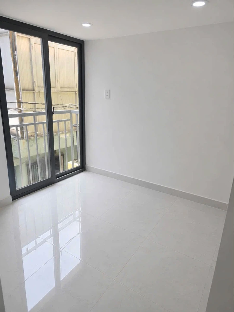 Bán nhà hẻm 3m Tôn Đản, Phường Vĩnh Hội, Quận 4, 10m2, 2PN, giá 2,15 tỷ - Ảnh thu nhỏ 5