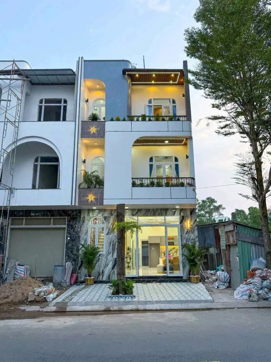 Bán nhà trệt 2 lầu 150m² đường Xuân Hồng, Cần Thơ - Ảnh 1