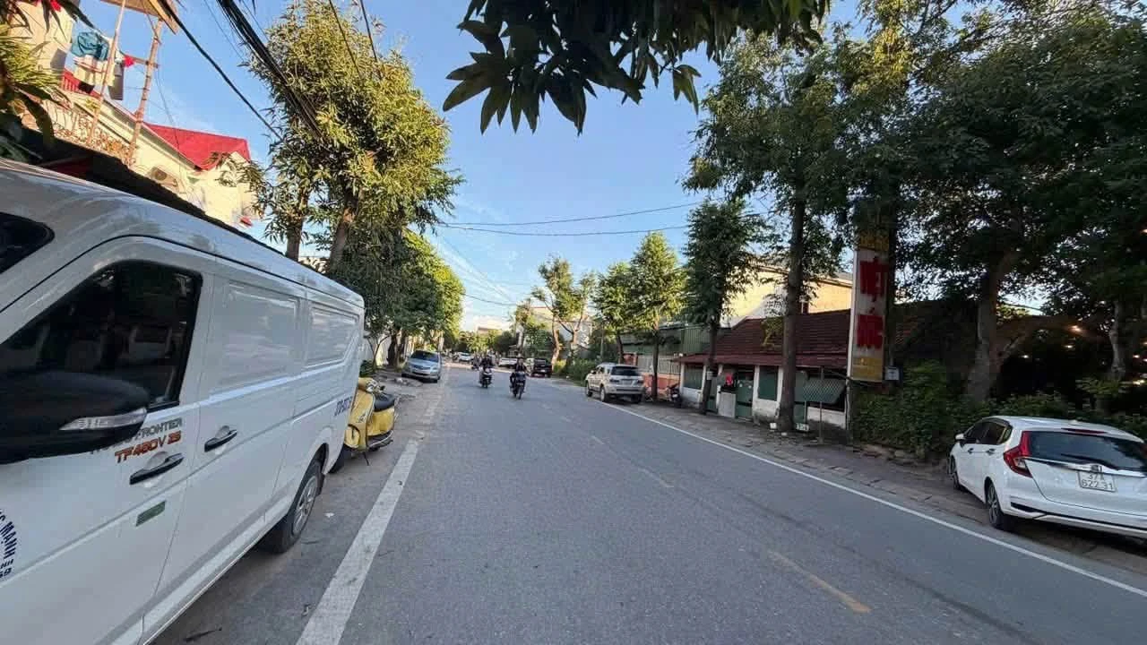 Bán nhà 2 tầng mặt đường Tôn Thất Tùng 75m2, 4 tỷ 8 - Ảnh 1