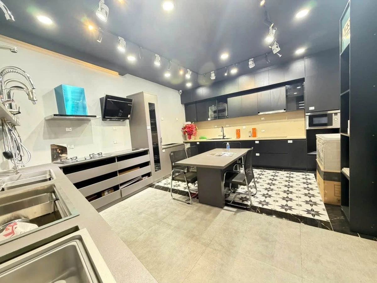 Bán tòa nhà 5 tầng 200,5 m² Phước Hải Nha Trang - Ảnh thu nhỏ 3