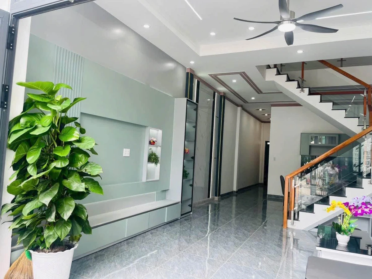Nhà lầu trệt 100m² Tân Định giá 2 tỷ 480 - Ảnh thu nhỏ 4