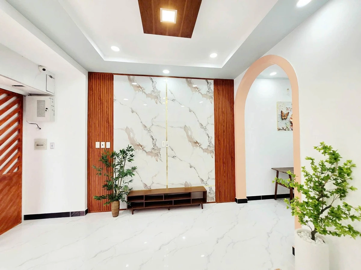 Bán nhà hẻm 5m ô tô Lê Văn Quới, 4x10m, 1 trệt 1 lầu, 3PN, 4,8 tỷ - Ảnh thu nhỏ 2