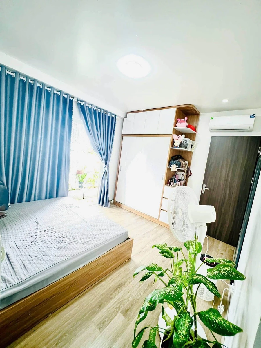 Bán căn hộ góc 81m² 3PN 2WC Phùng Hưng 4,7 tỷ - Ảnh thu nhỏ 2