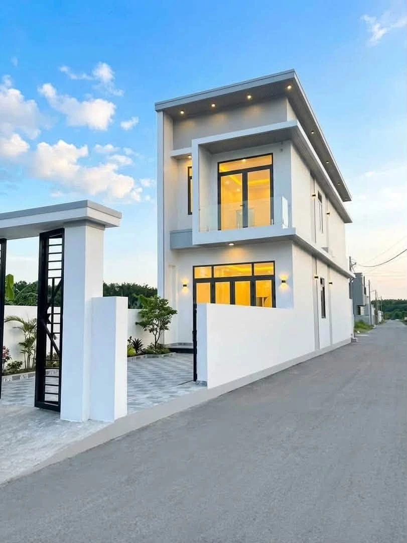 Bán nhà mặt tiền kinh doanh 150m² gần Hương Lộ 15, Bình Chánh - Ảnh 1