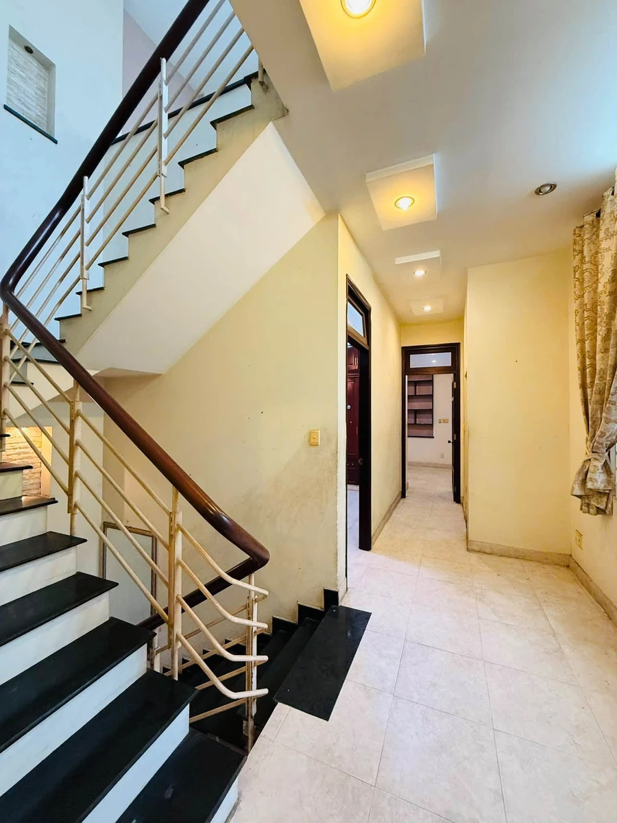 Bán nhà 3 tầng 133m2 hẻm nhựa 5m gần chợ Phạm Văn Hai, Tân Bình, giá 20,1 tỷ - Ảnh thu nhỏ 5