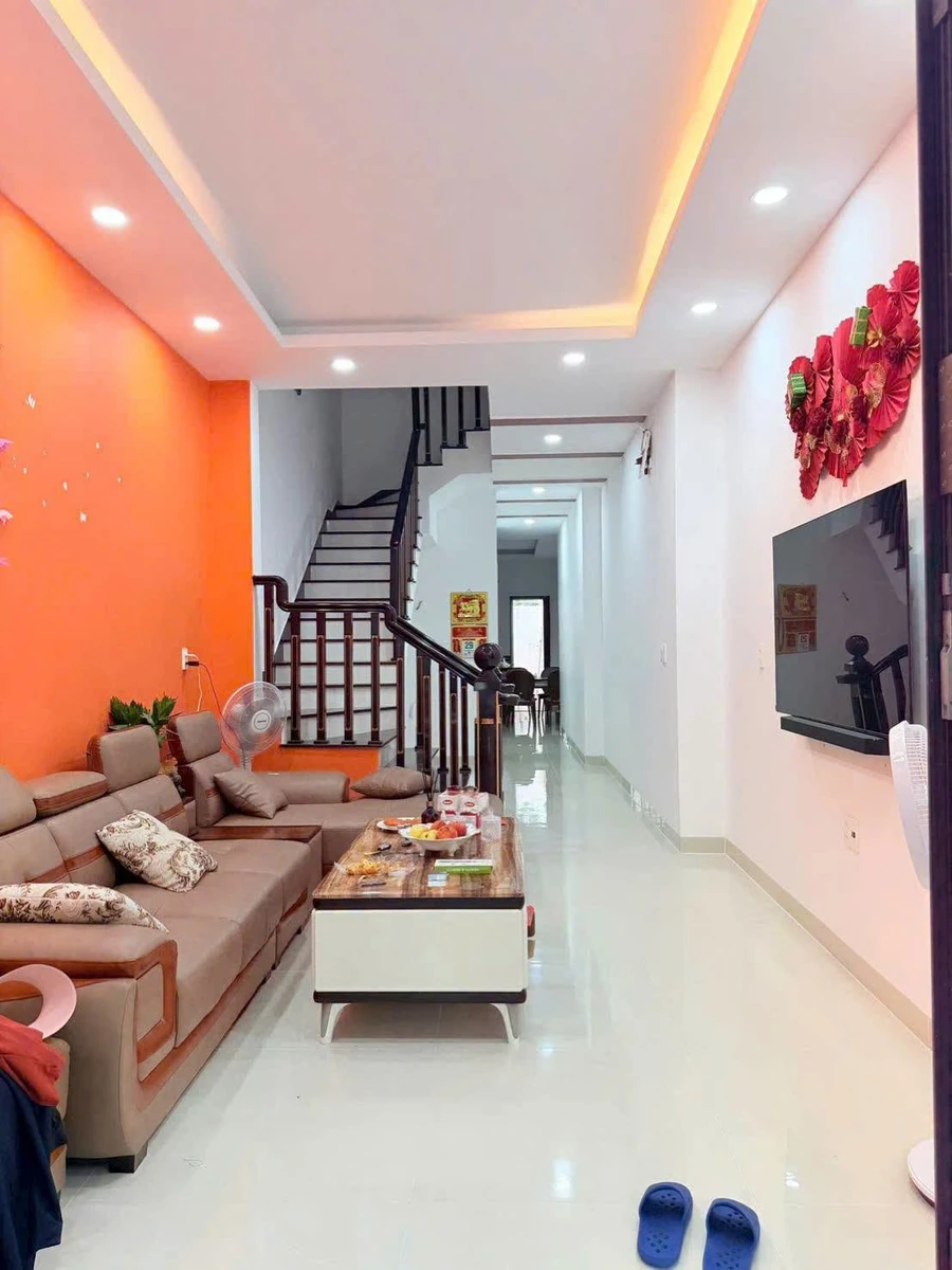 Bán nhà 4 tầng 236.8m² Đặng Huy Trứ 7.5 tỷ - Ảnh 1