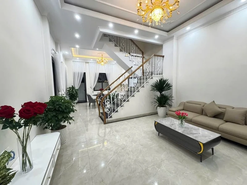 Bán nhà 74m² 4 phòng ngủ Đà Lạt
