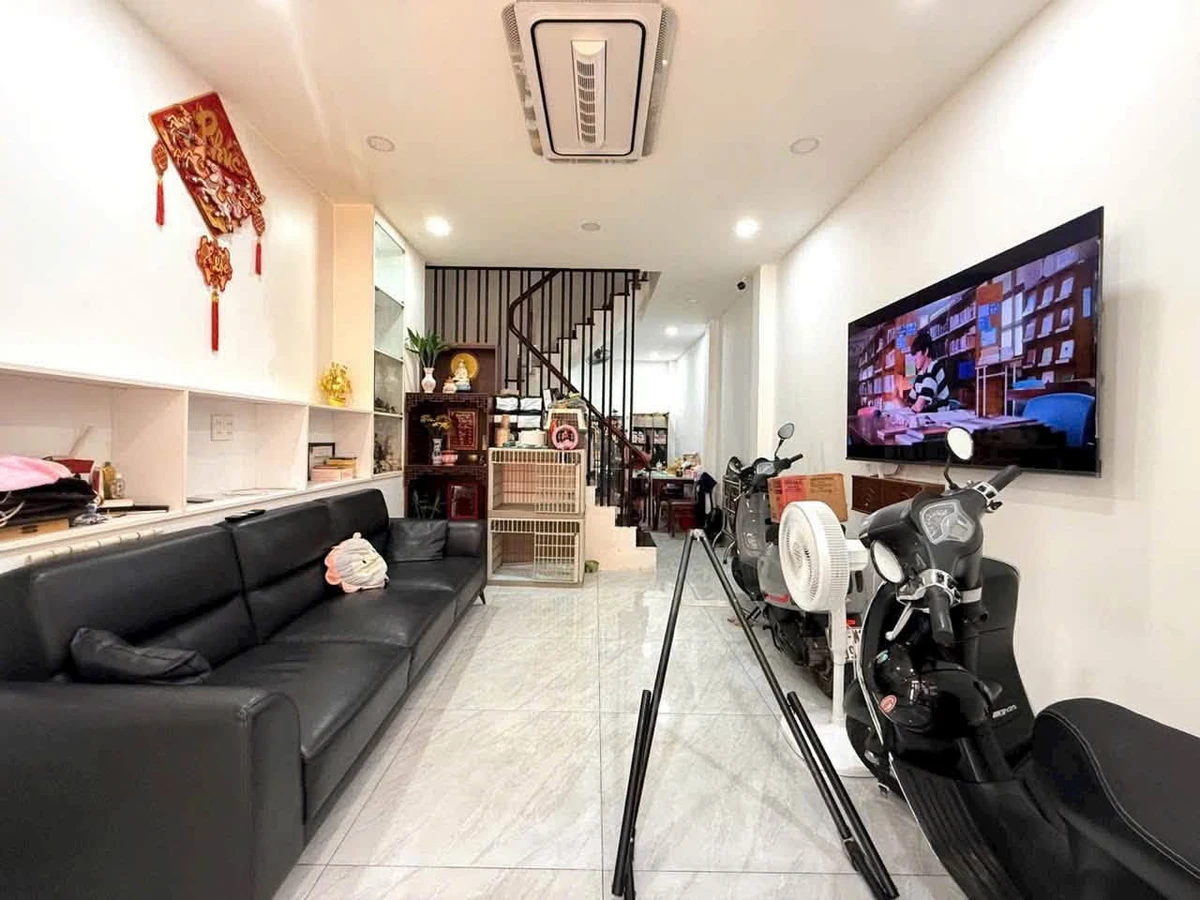 Bán nhà 4 tầng 40m2 đường Bình Thới, Quận 11, giá 8,6 tỷ - Ảnh thu nhỏ 2