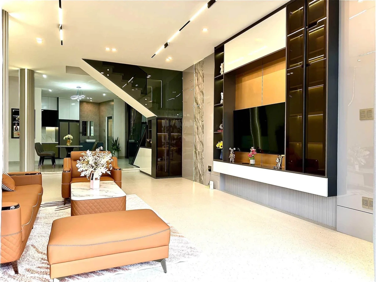 Bán nhà mặt tiền Nguyễn Hữu Thọ 82.8m² 4PN 16.2 tỷ Quận 2 - Ảnh thu nhỏ 3