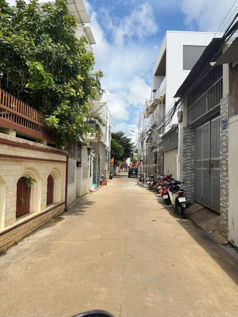 Bán dãy trọ 6 phòng Nguyễn Viết Xuân, 65m2, giá 4 tỷ - Ảnh thu nhỏ 3