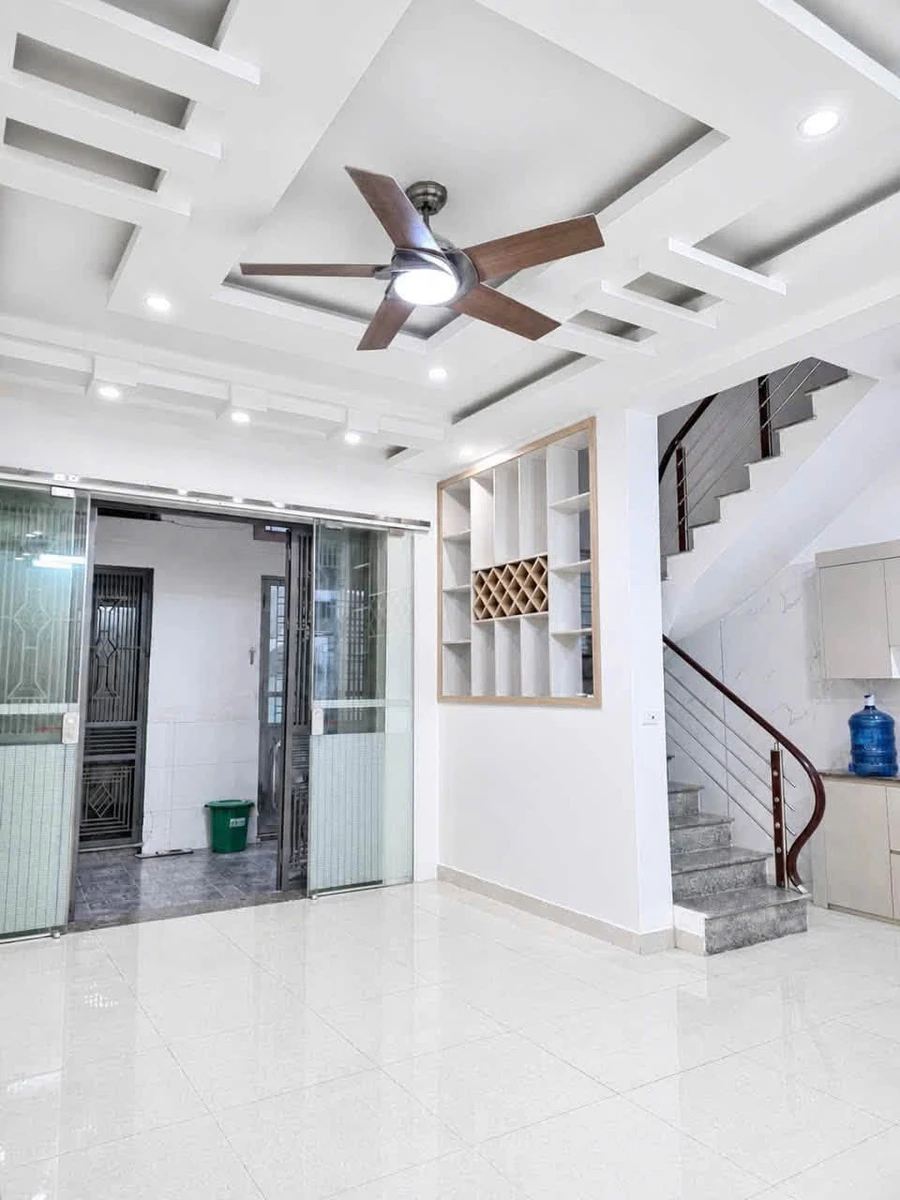 Nhà phố 3 tầng 40m², 3PN 2WC, Nguyễn Tường Loan, 2,98 tỷ - Ảnh thu nhỏ 2