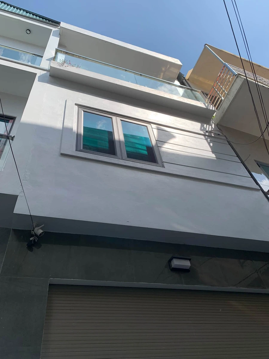 Bán nhà 3 tầng 50m2 Chương Mỹ Hóc Môn 2.6 tỷ - Ảnh 1