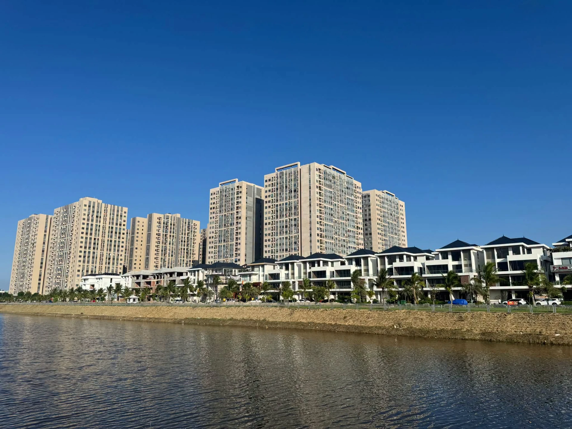 Biệt thự Lakeside view sông 730m2 Đà Nẵng 1 tỷ - Ảnh 1
