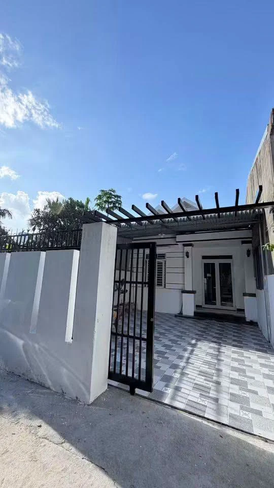 Bán nhà mái Thái 2 PN, sân rộng tại Quảng Ngãi 120 m² - Ảnh thu nhỏ 2