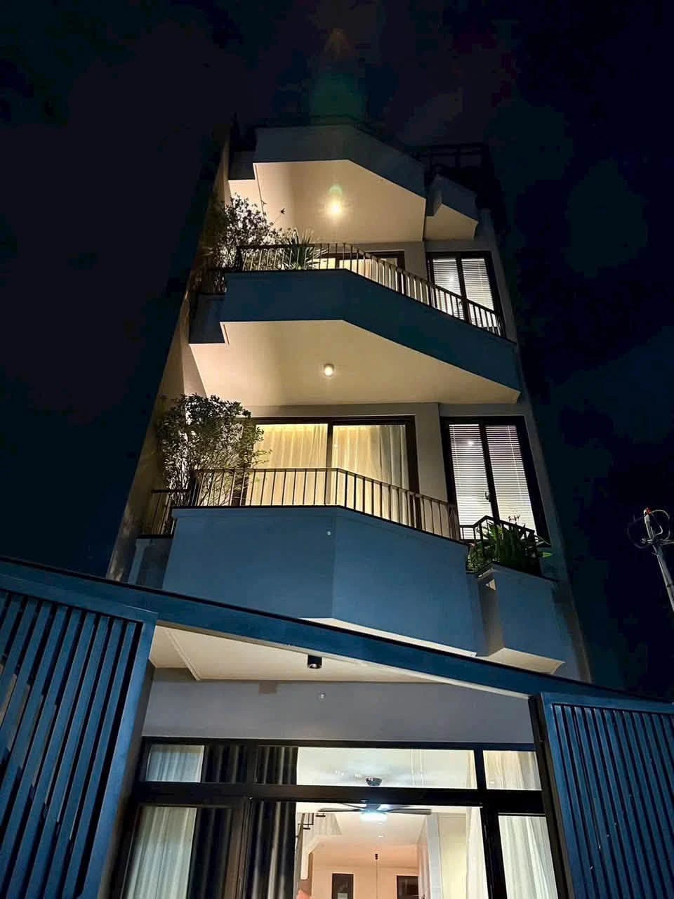Bán nhà phố hẻm xe hơi 73m2, 4PN, thang máy, Thạnh Mỹ Lợi Quận 2, giá 13,8 tỷ - Ảnh 1