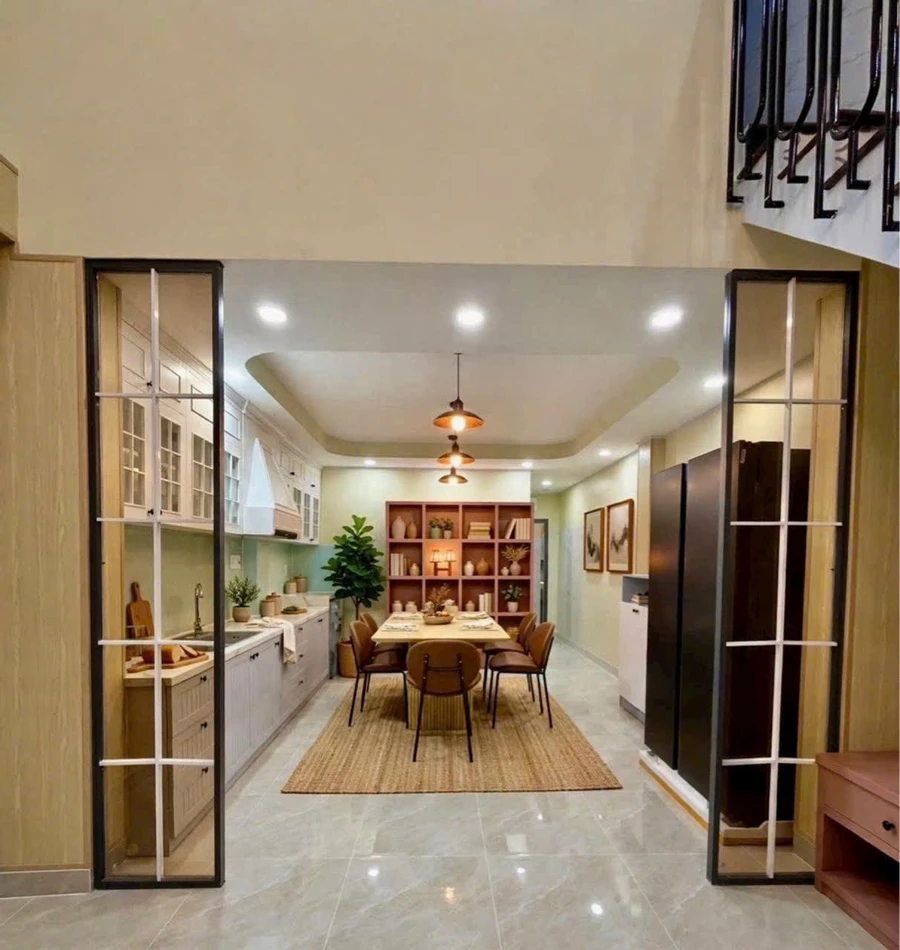 Bán nhà 2 tầng 50m2 Phạm Hữu Lầu Quận 7, giá 5 tỷ - Ảnh thu nhỏ 2