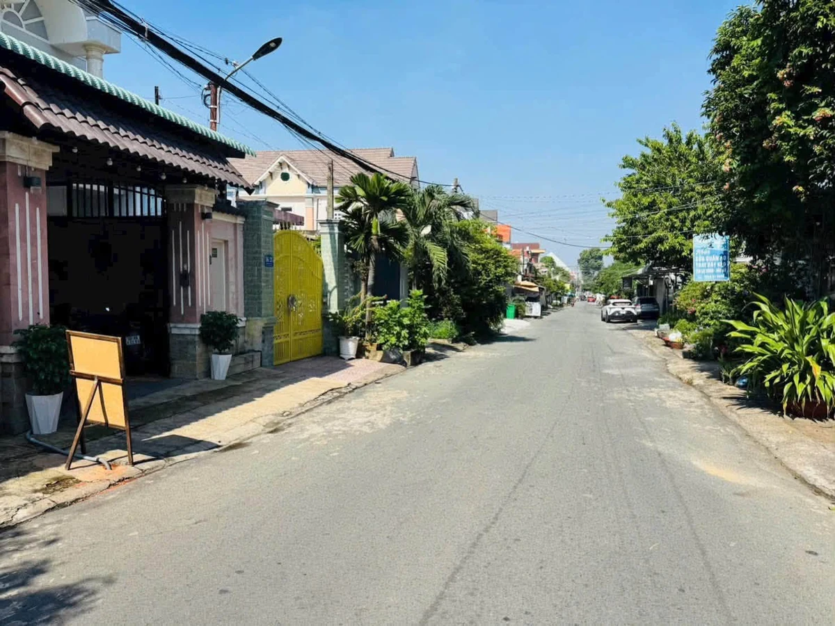 Bán biệt thự mini 200m2 Lý Văn Sâm Đồng Nai 10 tỷ - Ảnh thu nhỏ 3