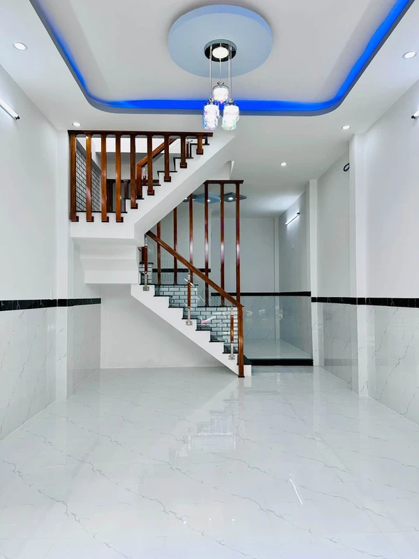 Bán nhà 2 tầng hẻm đường Tháp Đôi, Quy Nhơn, 43m2, giá 2 tỷ