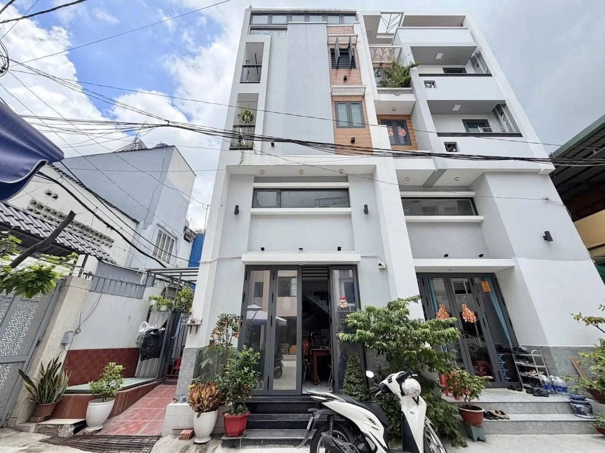 Bán nhà hẻm ô tô 10m 5 tầng 65m² 5PN đường Lê Quang Định, Gò Vấp giá 8,8 tỷ - Ảnh 1
