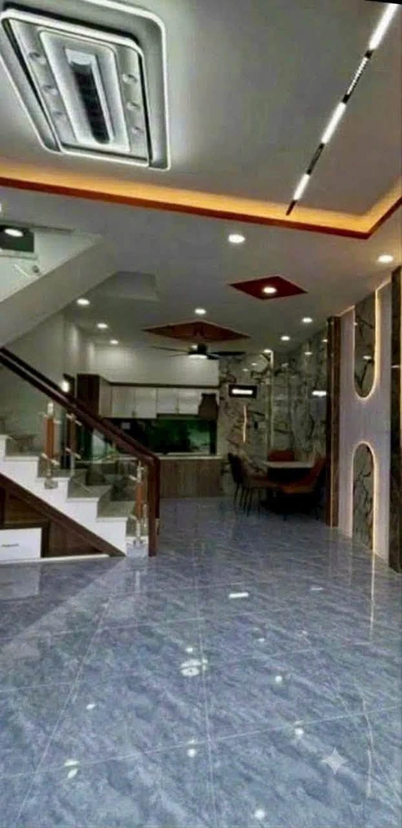 Bán nhà 1 trệt 2 lầu 5x12m sổ hồng riêng gần Ngã 3 Tân Kim giá 2,65 tỷ - Ảnh thu nhỏ 2