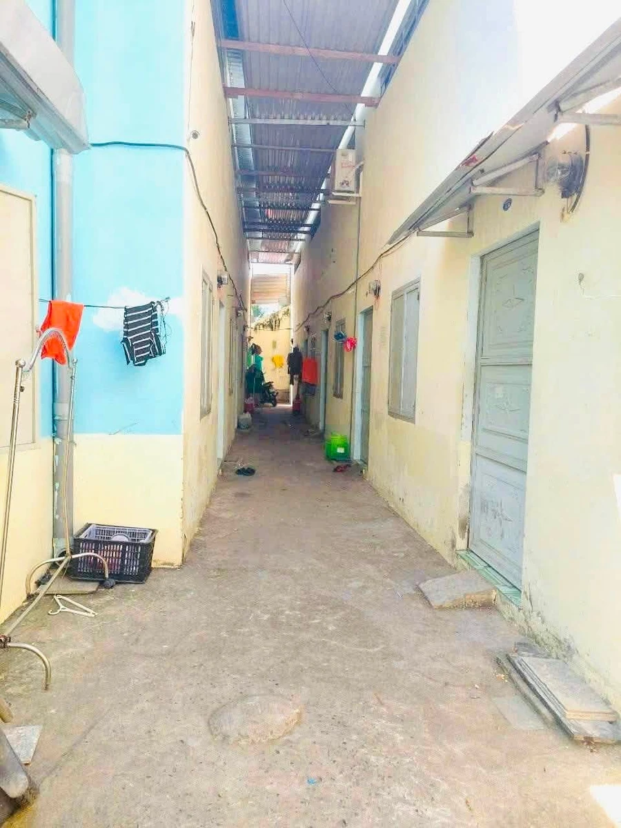 Bán nhà hẻm Quận 4, 90m2, 5,6 tỷ - Ảnh 1