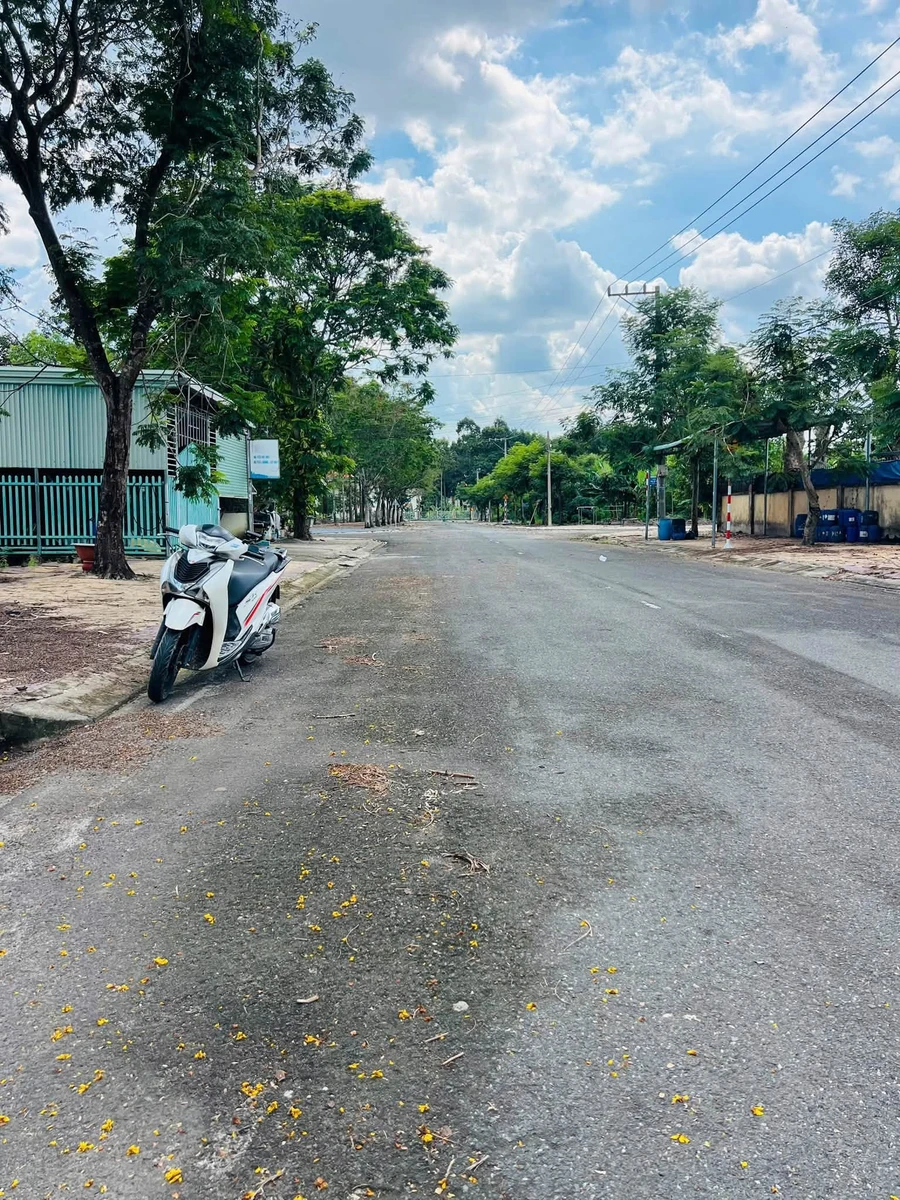 Bán đất mặt tiền đường Tôn Thất Tùng, Chơn Thành, 204m², hơn 1 tỷ - Ảnh thu nhỏ 2