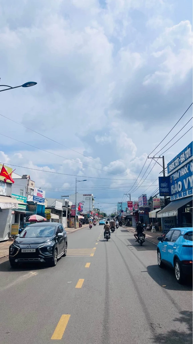 Bán đất thổ cư 5x20m mặt tiền bê tông 16m giá 950 triệu tại Phường Bình Lộc, Đồng Nai - Ảnh 1
