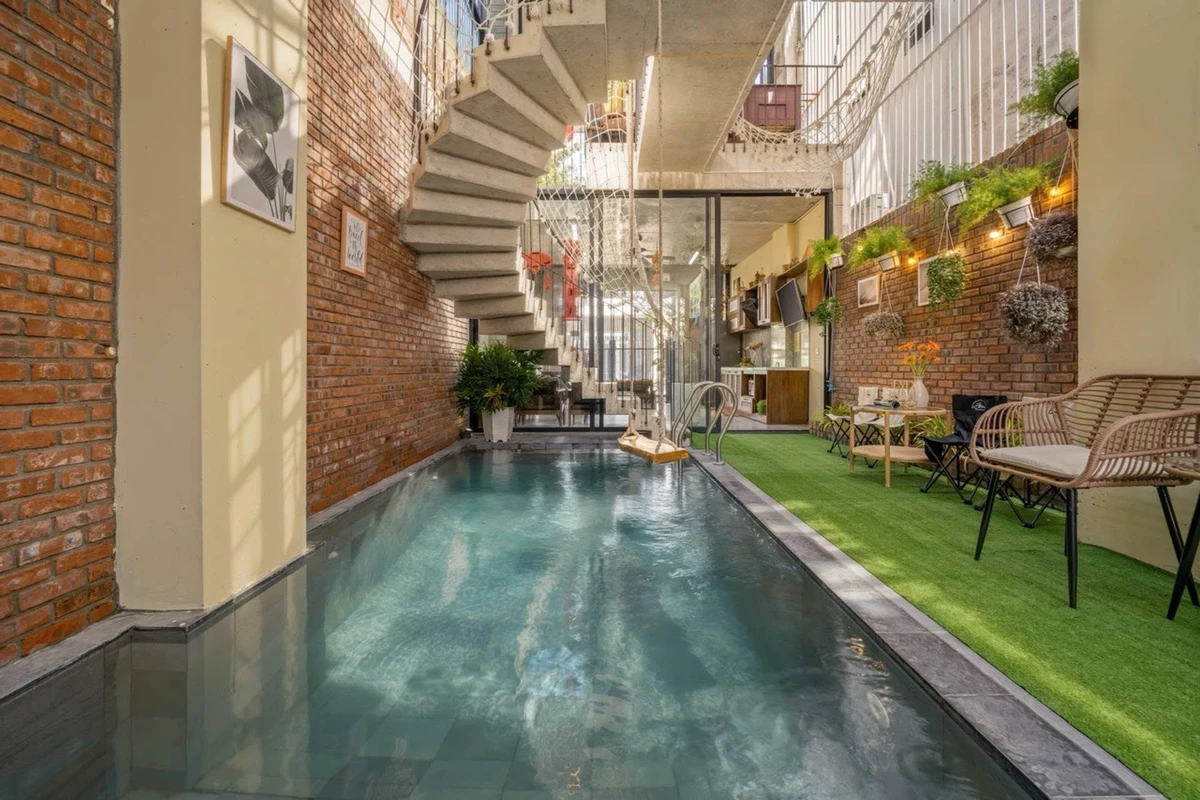 Villa 4 tầng 80m² với hồ bơi sát biển Mỹ Khê, Đà Nẵng - Ảnh thu nhỏ 3