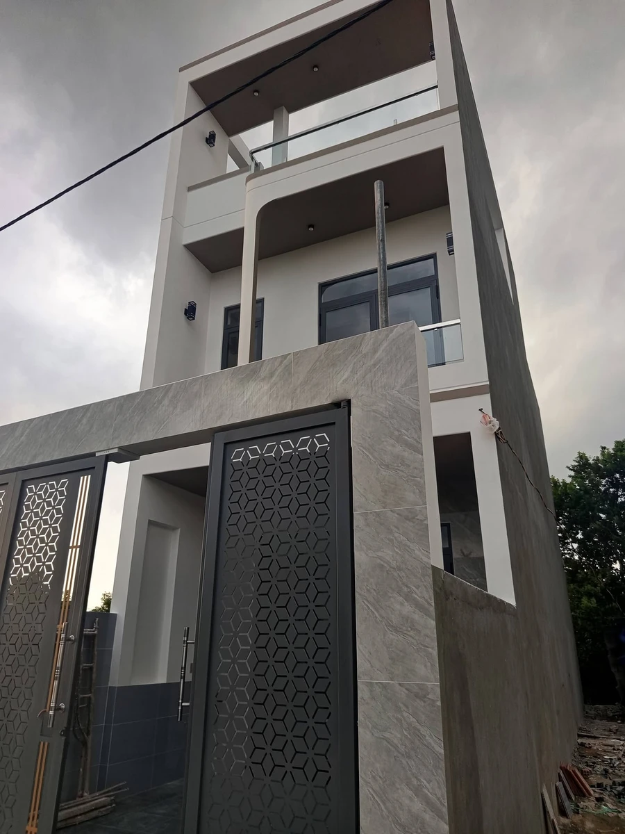 Bán nhà 1 trệt 2 lầu 200m2 Trảng Dài 3.15 tỷ - Ảnh 1