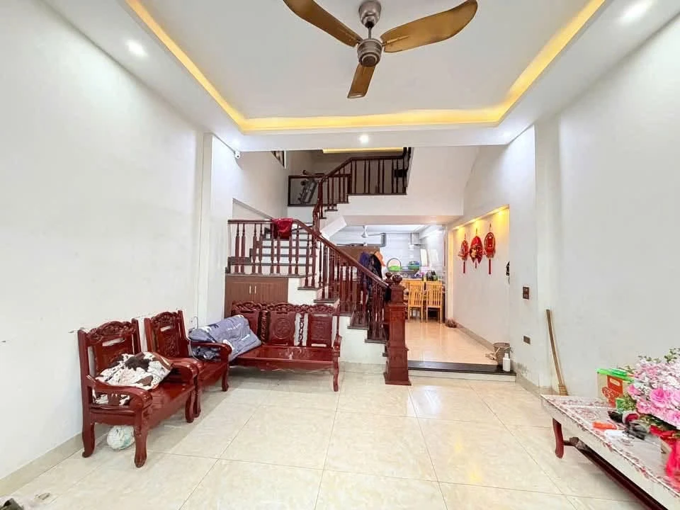 Bán nhà 4 tầng 60m2 gần chợ Gốc Mít, Quận 5, giá 3,1 tỷ - Ảnh thu nhỏ 2