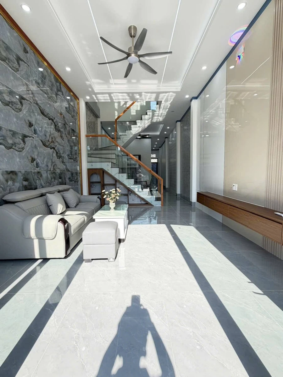 Bán nhà phố SHR Đồng Nai 73.5m2, 3 phòng ngủ, 3.85 tỷ - Ảnh thu nhỏ 3