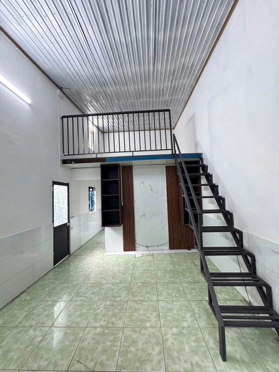 Bán nhà hẻm Huỳnh Thúc Kháng, 2PN, 45.6m², 650 triệu - Ảnh thu nhỏ 2