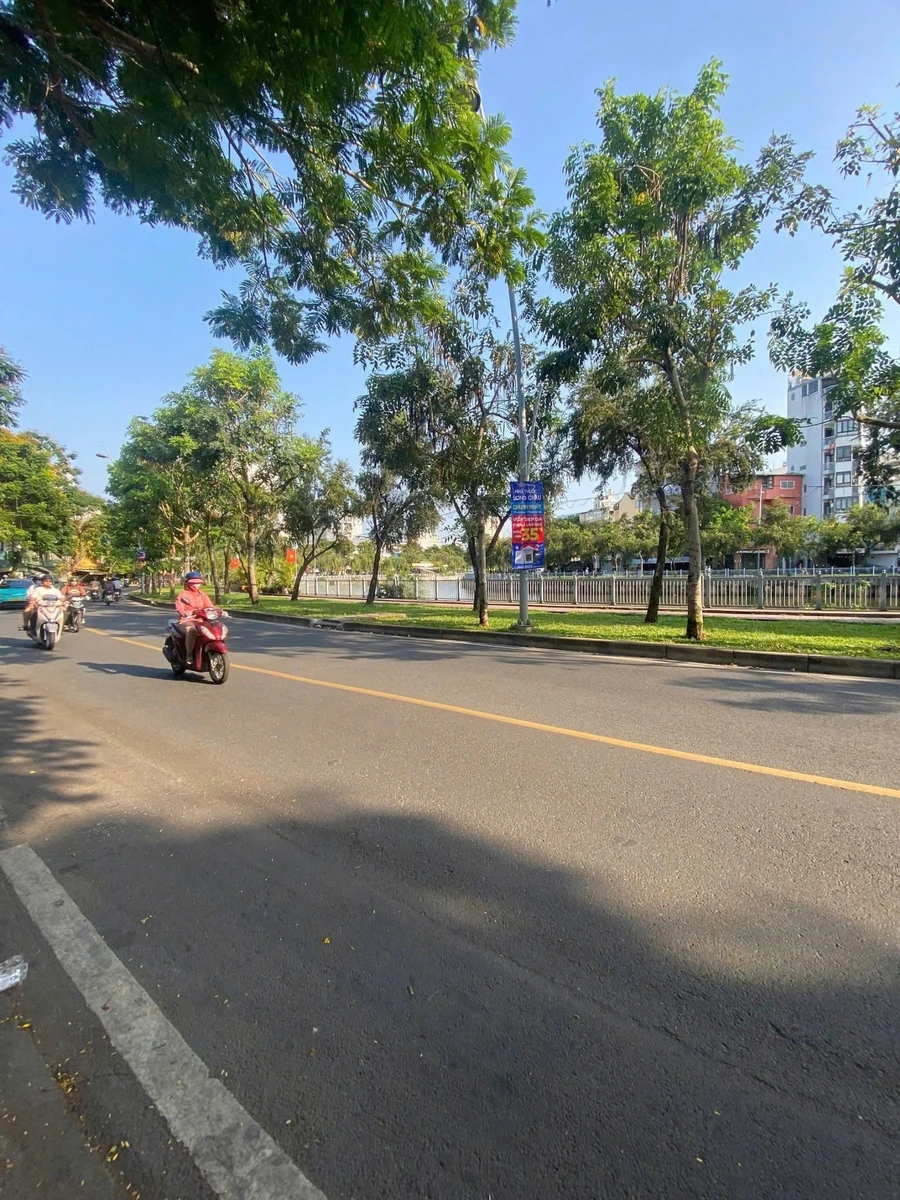 Bán nhà mặt tiền 4 tầng 160m2 giá 10,3 tỷ tại Quận 3 - Ảnh thu nhỏ 2