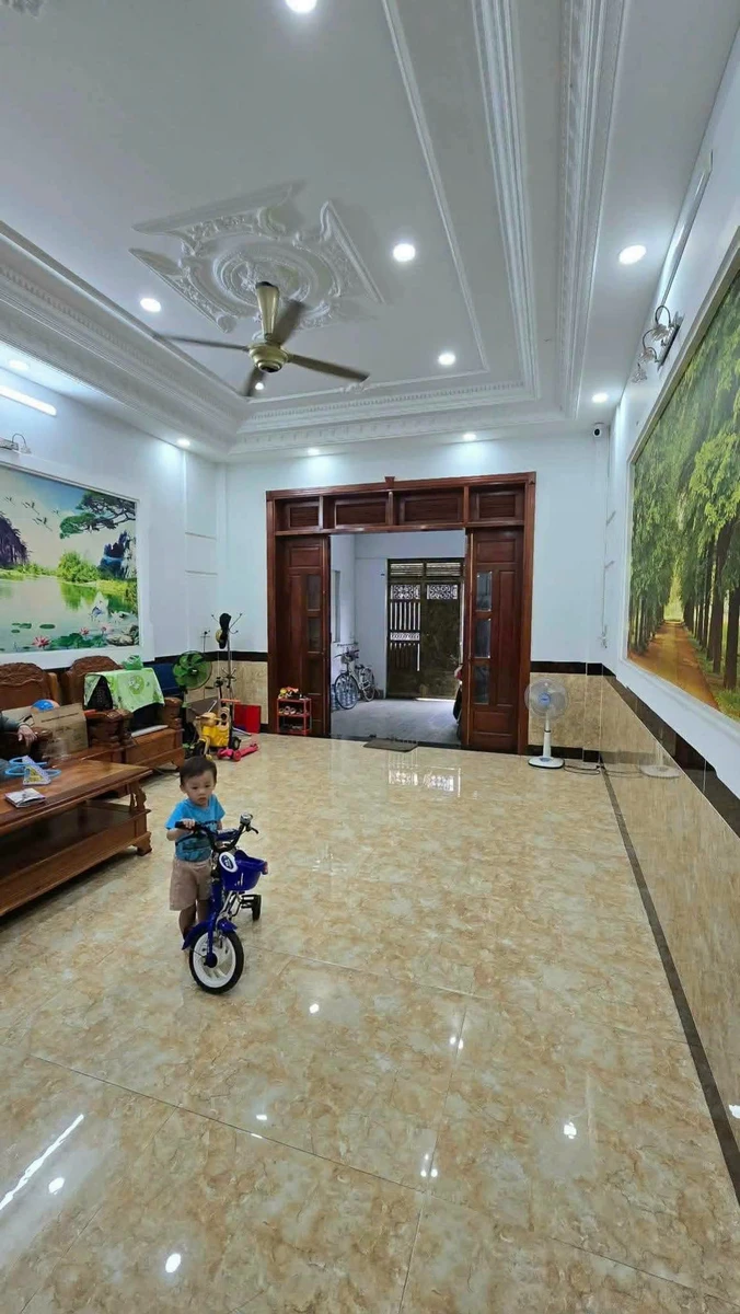 Bán nhà 4 tầng 110m2, 5PN 6WC đường Nguyễn Ánh Thủ, Trung Mỹ Tây, Quận 12 giá 7,9 tỷ - Ảnh 1