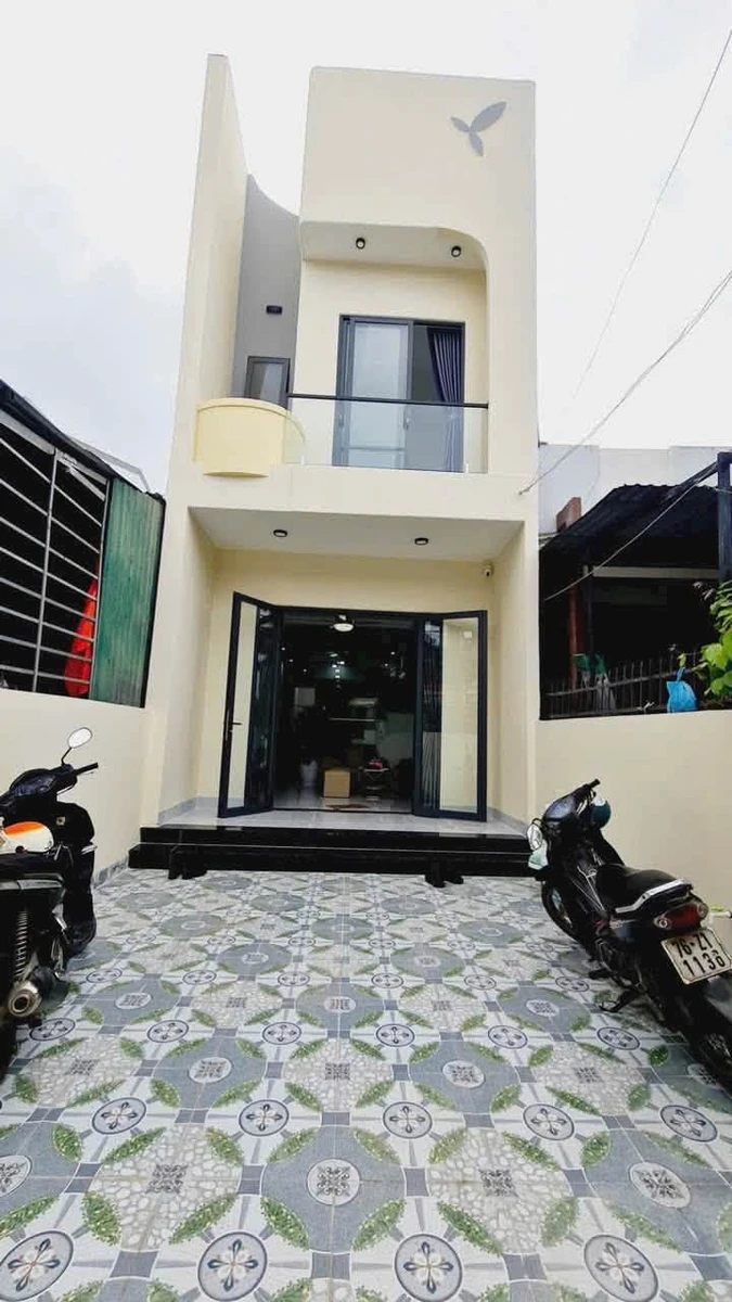 Bán nhà 2 tầng 92m² full nội thất Lê Văn Sỹ, Quảng Ngãi - Ảnh 1