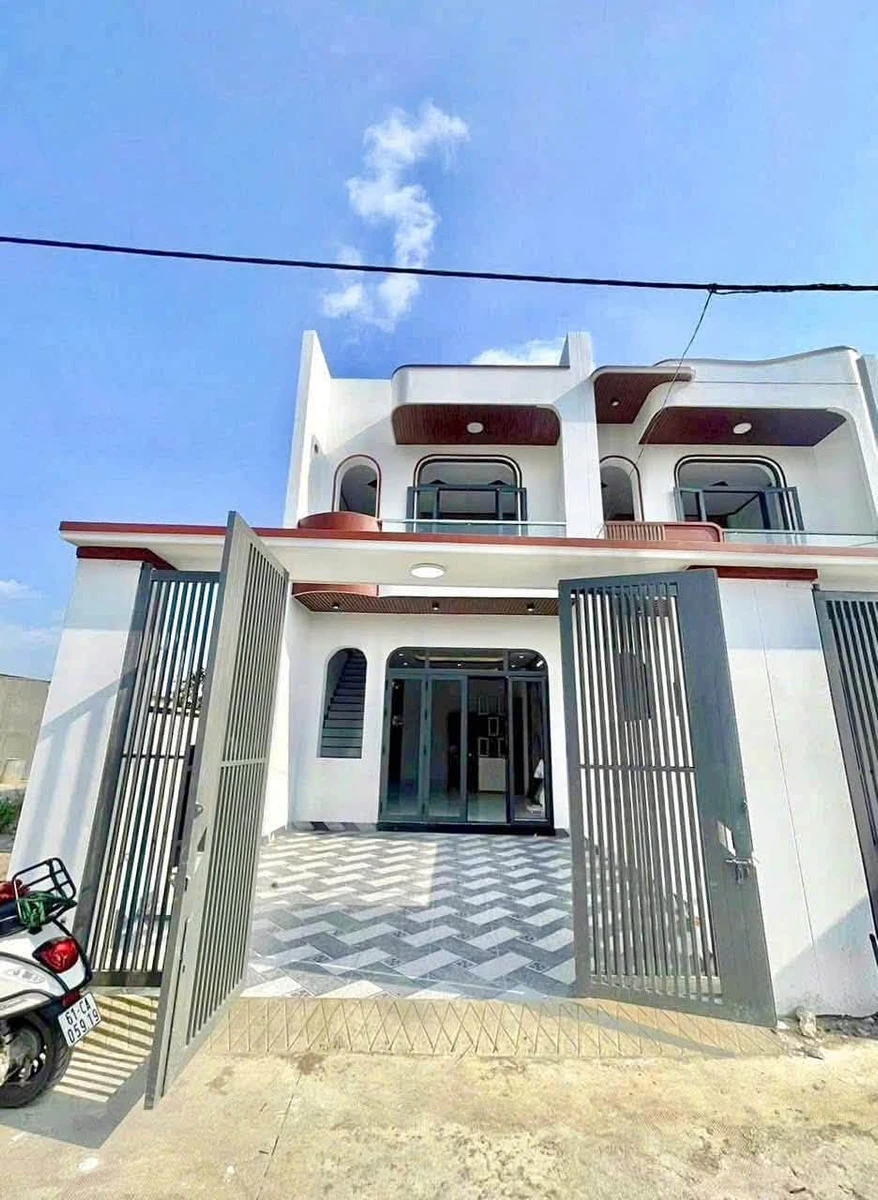 Bán nhà mặt tiền kinh doanh 5x18m, 3 phòng ngủ, gần KDL Bửu Long, Biên Hòa - Ảnh 1