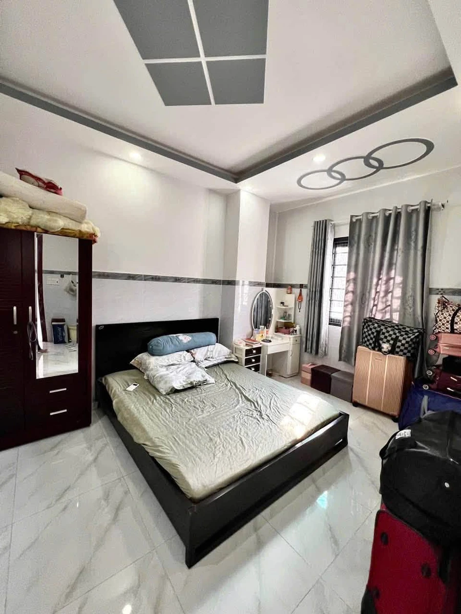 Bán nhà mặt tiền 6x22 5 tầng chợ Tân Hương, Quận 11 - Ảnh thu nhỏ 4