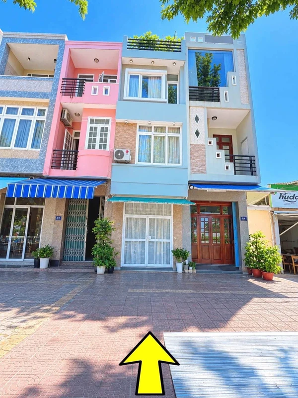 Nhà 4 tầng mặt tiền Nguyễn Tất Thành, 45m², 7,35 tỷ, view biển Đà Nẵng
