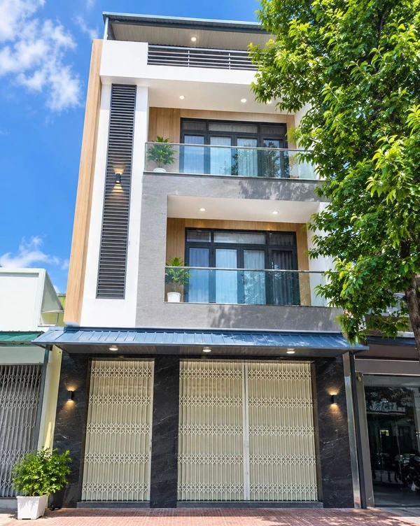 Cho thuê nhà 3 tầng 330m² sát chợ Quân Trấn, Quy Nhơn