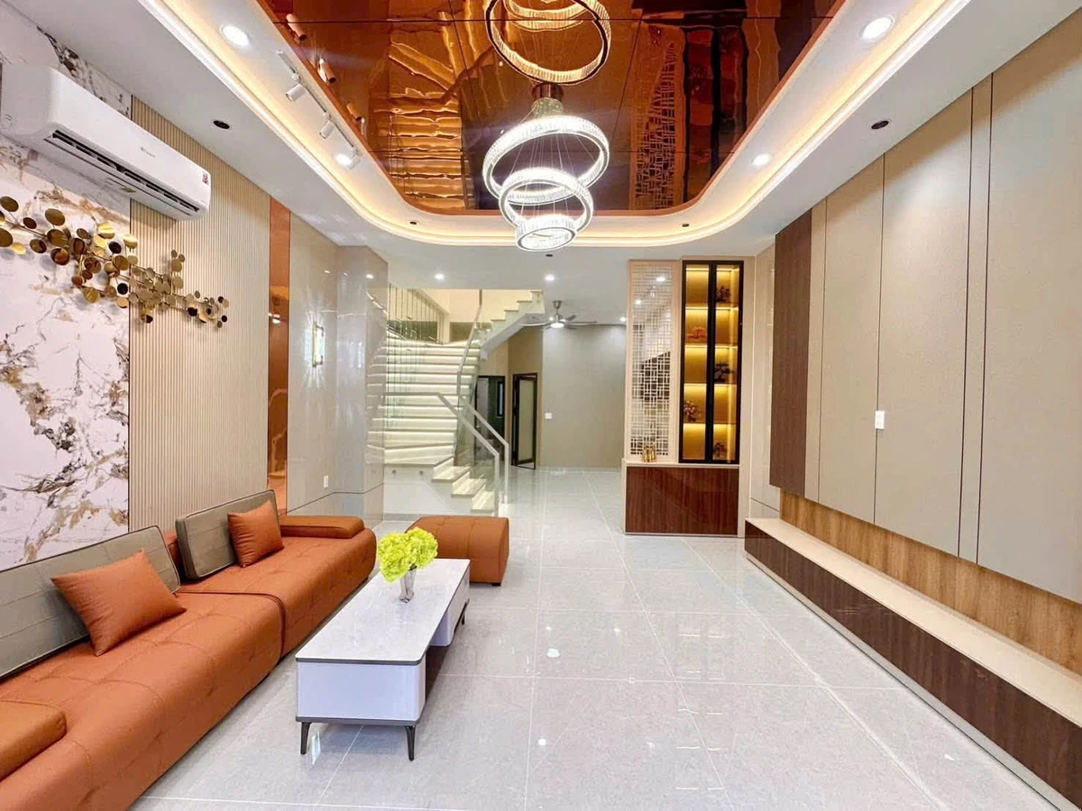 Bán nhà phố 76m² 3 phòng ngủ Đặng Thái Mai, An Giang 3.15 tỷ - Ảnh thu nhỏ 2