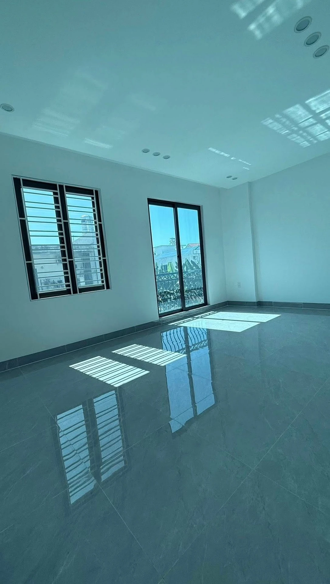 Bán nhà 3 tầng 50m² gần Cầu Kiến An, giá 2 tỷ - Ảnh 1