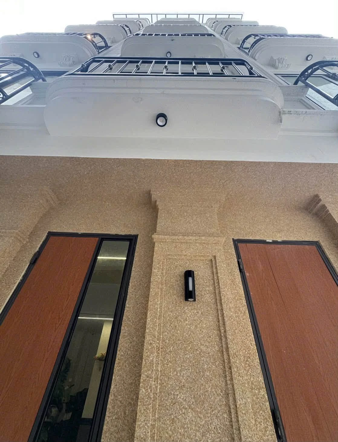Bán CHDV 75m² x 7 tầng, 16 phòng, full nội thất Mễ Trì Hạ 23 tỷ - Ảnh 1