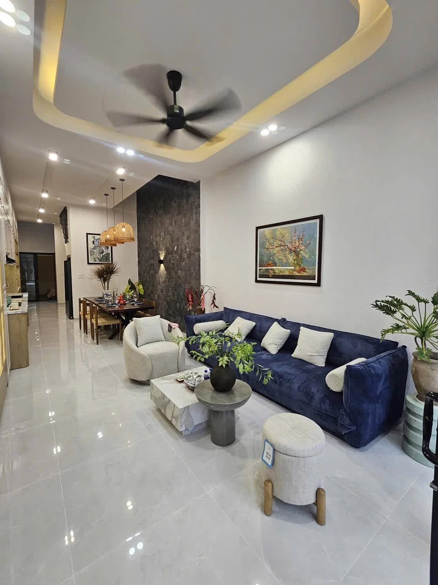 Bán nhà phố mới 100% 4x25m (100m²) 3PN 4 tỷ 950 triệu Quận 1 - Ảnh thu nhỏ 3