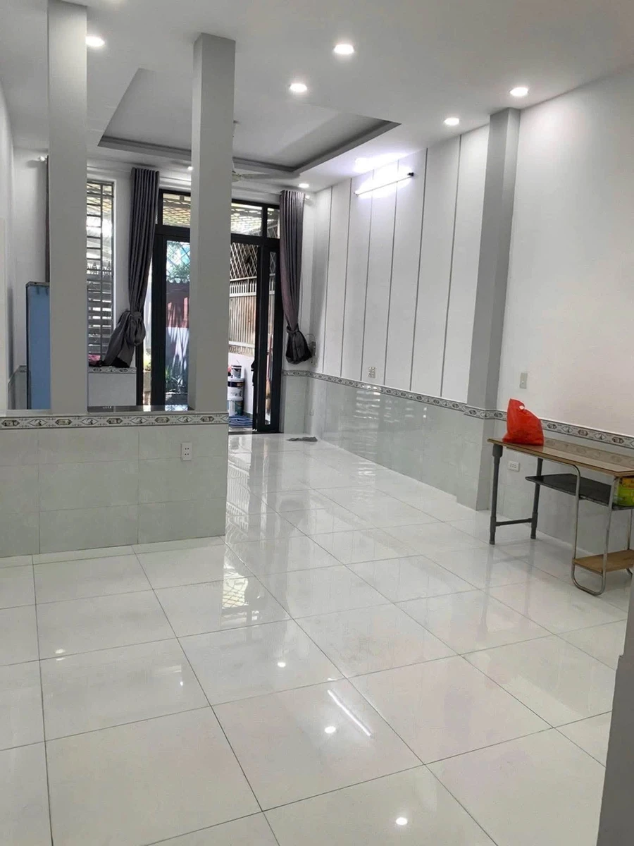 Bán nhà 2PN 68m² 2 mặt tiền Lâm Thị Hố, Quận 12 - Ảnh thu nhỏ 3