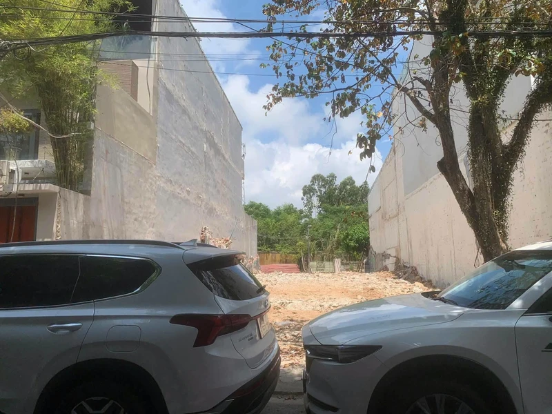 Bán lô đất 2 mặt tiền 300m2 Nguyễn Hữu Thọ Đà Nẵng