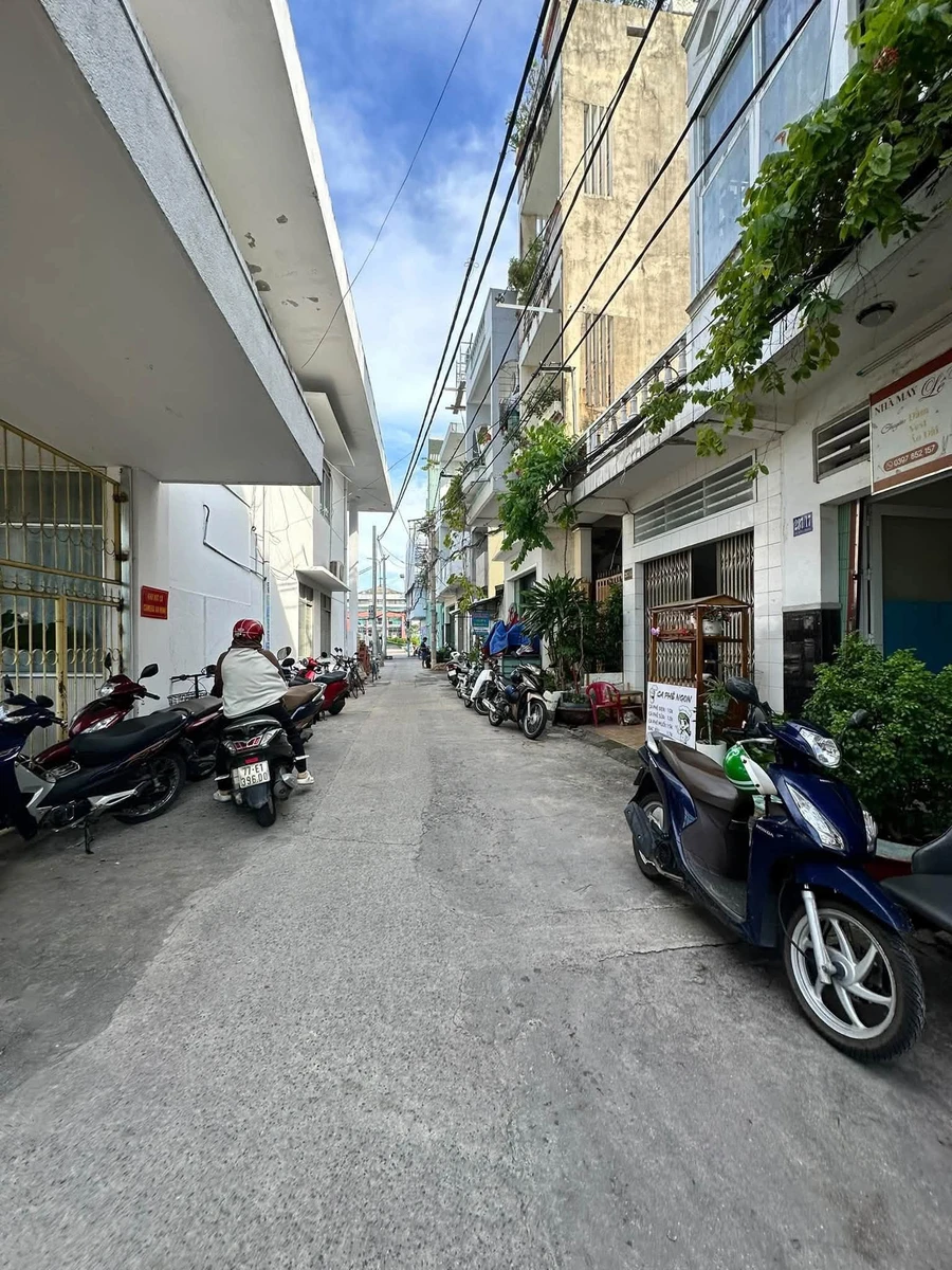 Bán nhà hẻm ô tô 41m2 2 tầng 3 tỷ Quy Nhơn - Ảnh thu nhỏ 3